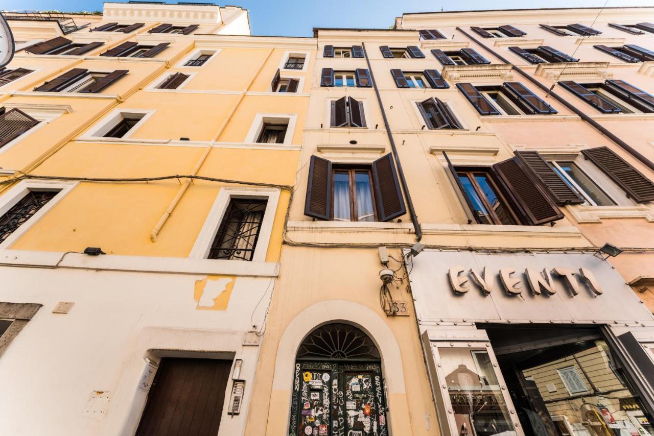 Appartamento Via Dei Serpenti Рим Екстериор снимка